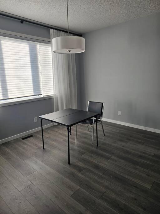 Holiday home Calm And Cozy 1 Bedroom Calgary